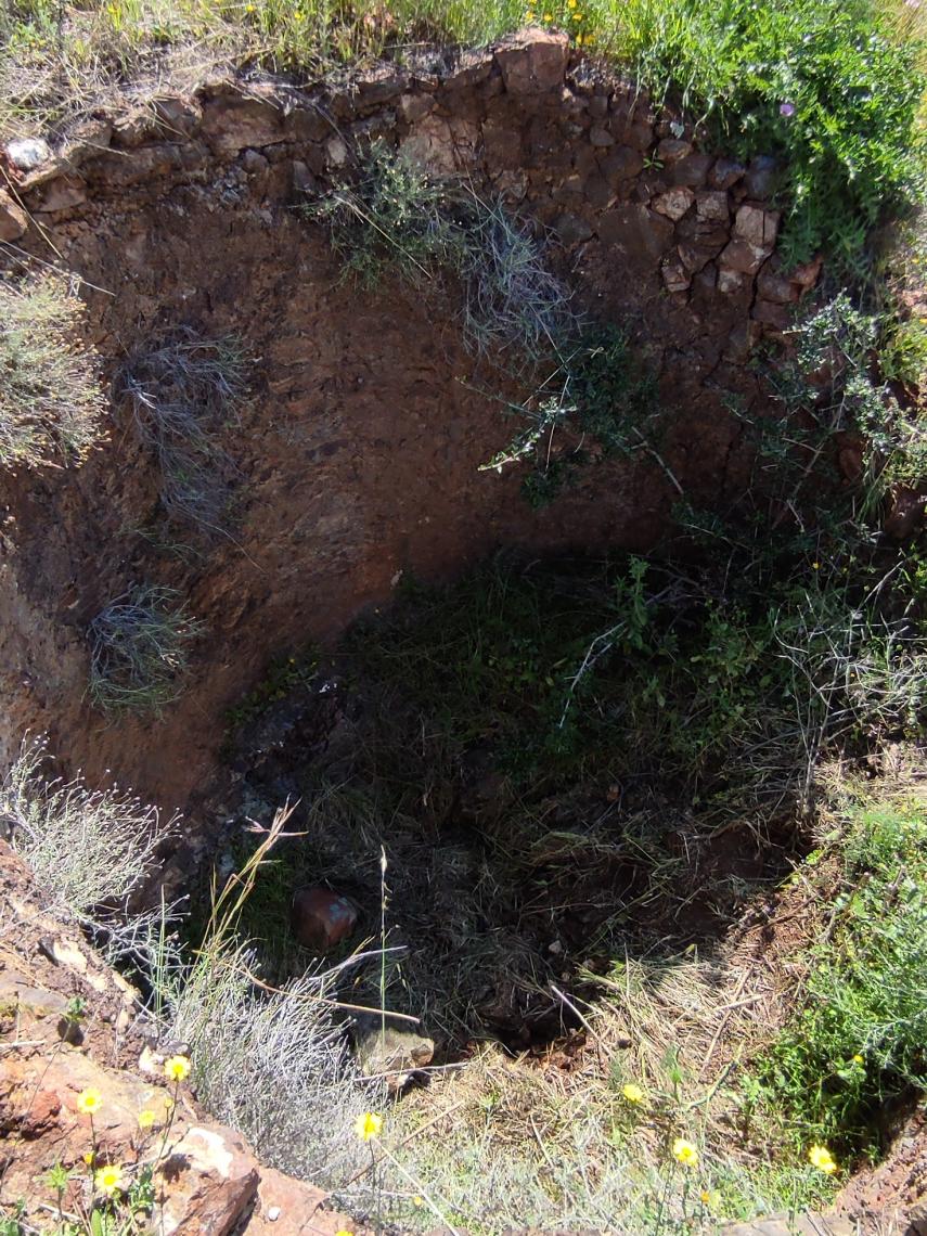 En los montes de Mijas todavía se pueden encontrar caleras olvidadas.