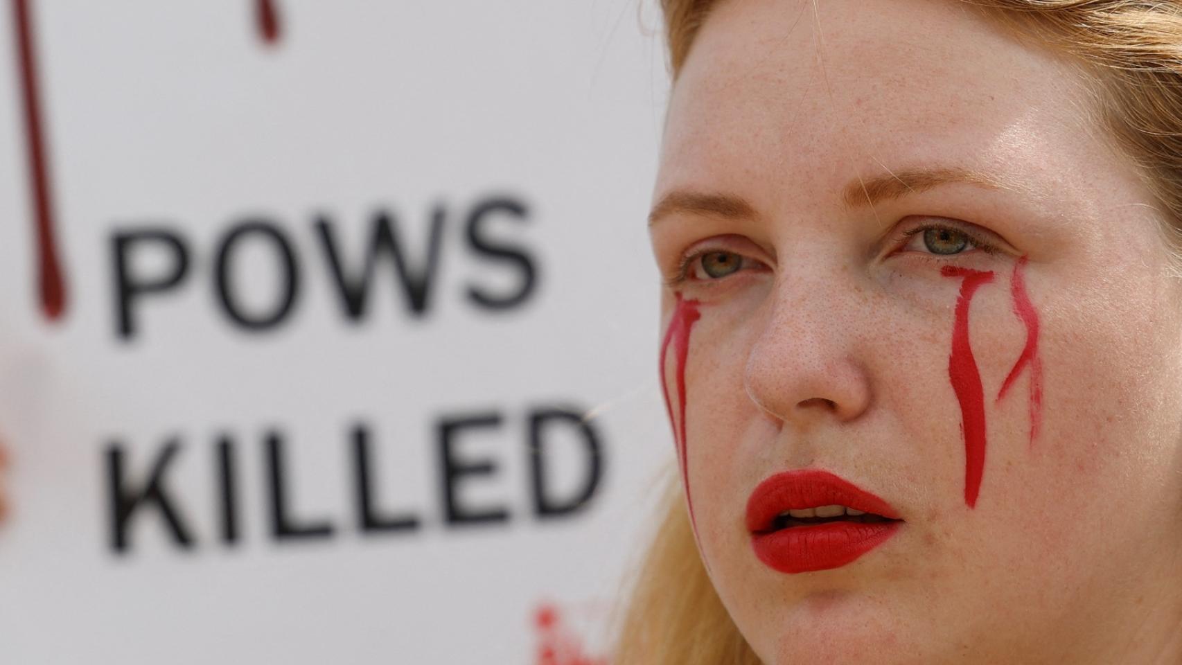 Una mujer ucraniana, durante las protestas de este sábado en Kiev.