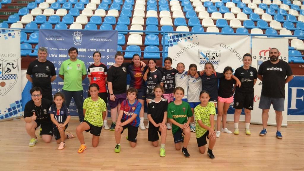 Una jornada de puertas abiertas de O Parrulo.