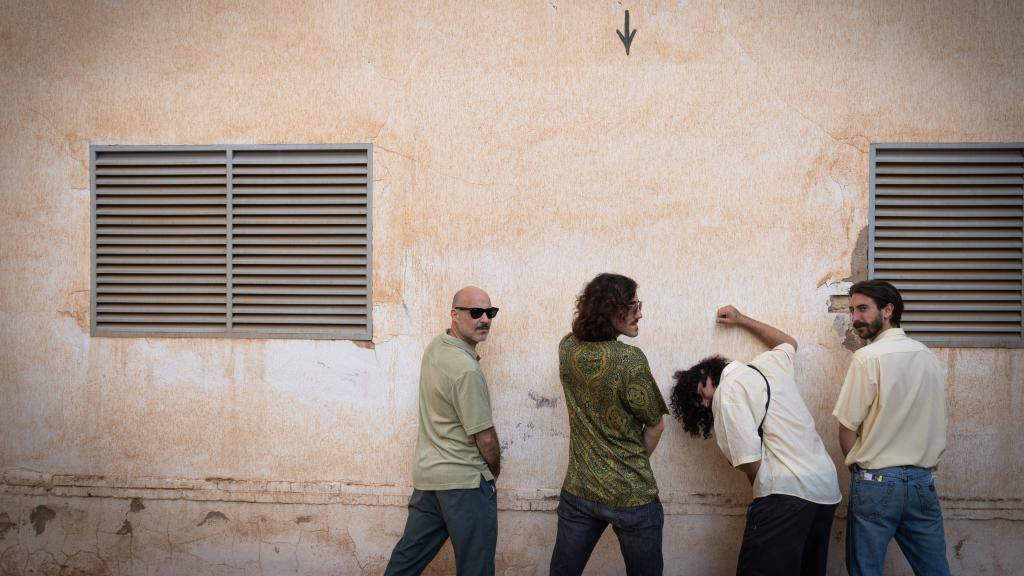 La banda malagueña posa haciendo honor a su nombre.