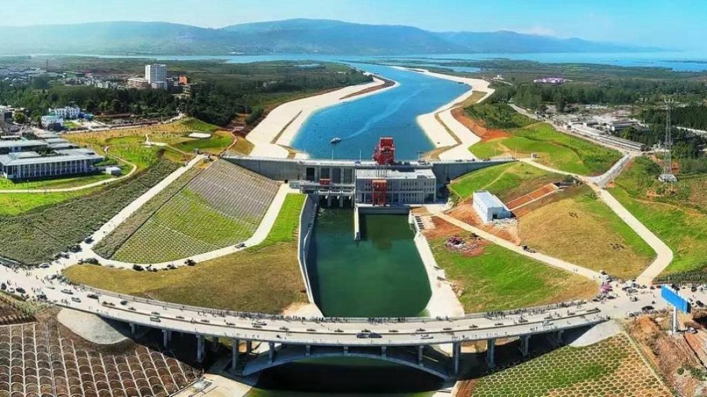 Canal Central del Proyecto de Desvío de Agua de Sur a Norte