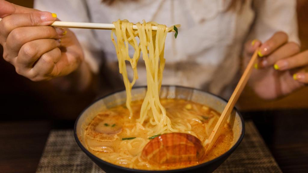Cómo hacer ramen en casa.