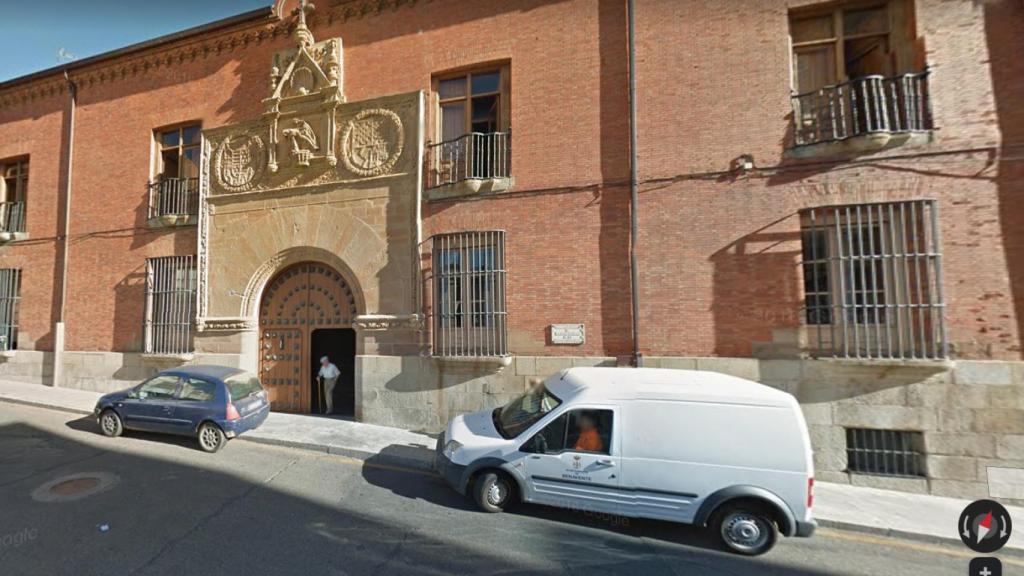 Hospital de la Piedad, en la plaza de San Francisco de Benavente