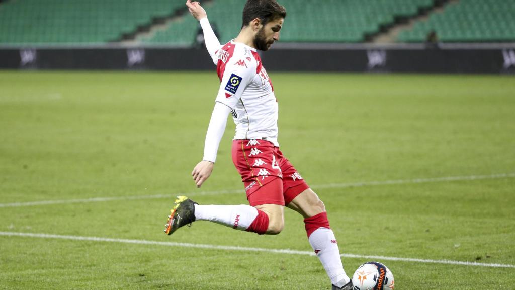 Cesc Fábregas durante un partido en el AS Monaco
