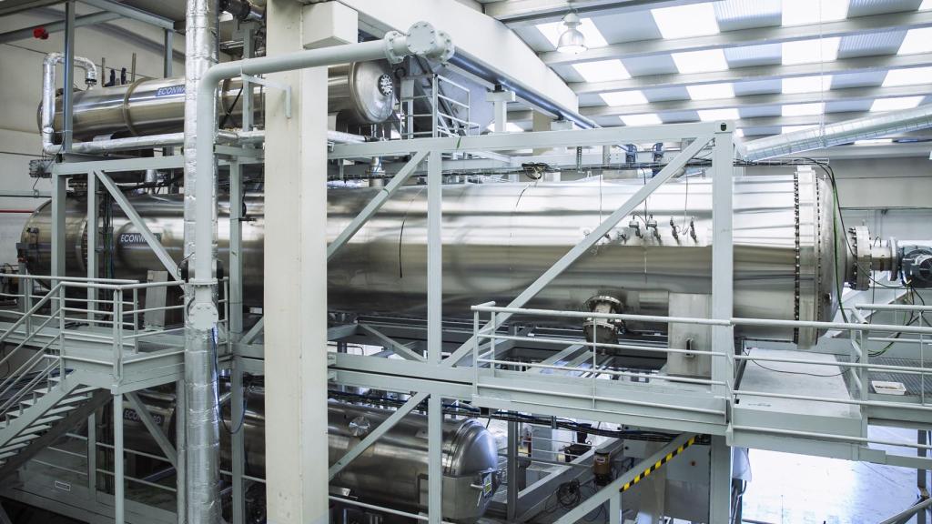 Equipo Biomak a escala industrial en la nave que Econward tiene en Rivas-Vaciamadrid (Madrid).