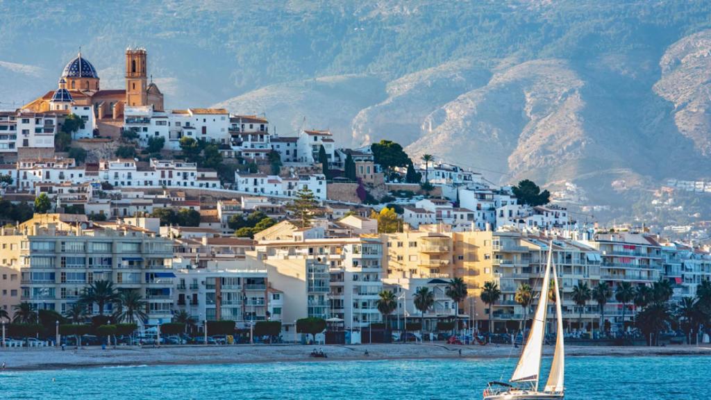 Vistas a Altea, uno de los pueblos más bonitos de España.