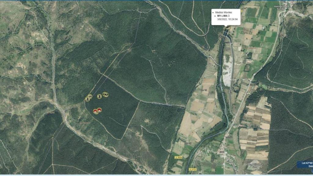 Declarado el nivel 1 en un incendio forestal en Modino (León)