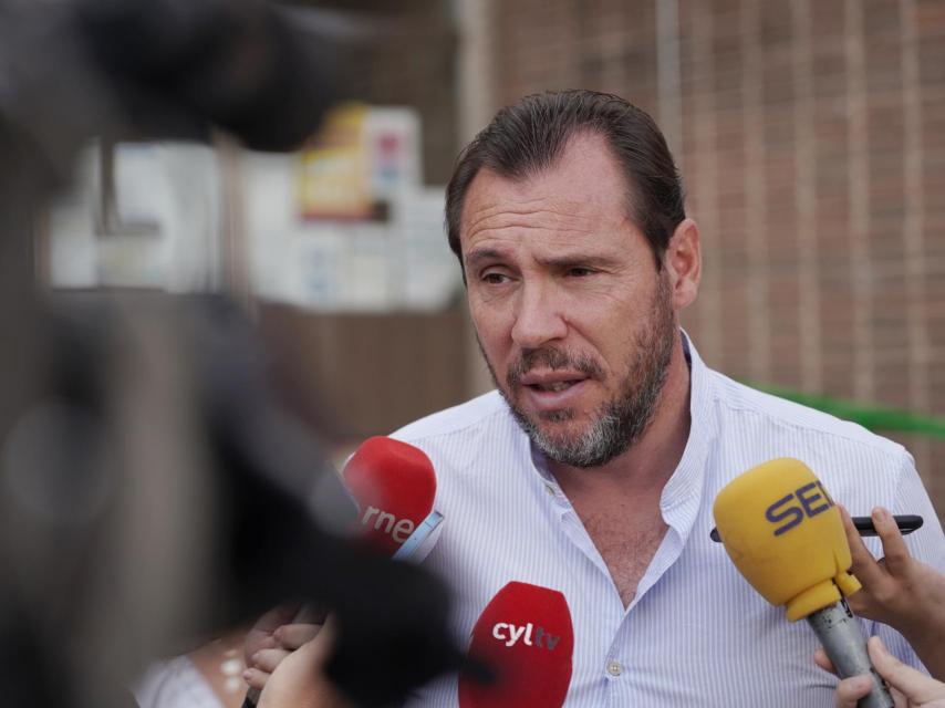 El alcalde de Valladolid, Óscar Puente, tras su visita a la Escuela Infantil Municipal “La Cometa”, este miércoles.