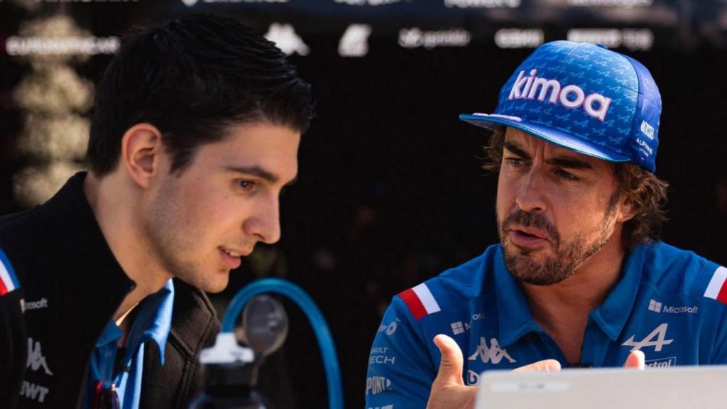 Esteban Ocon y Fernando Alonso durante un Gran Premio
