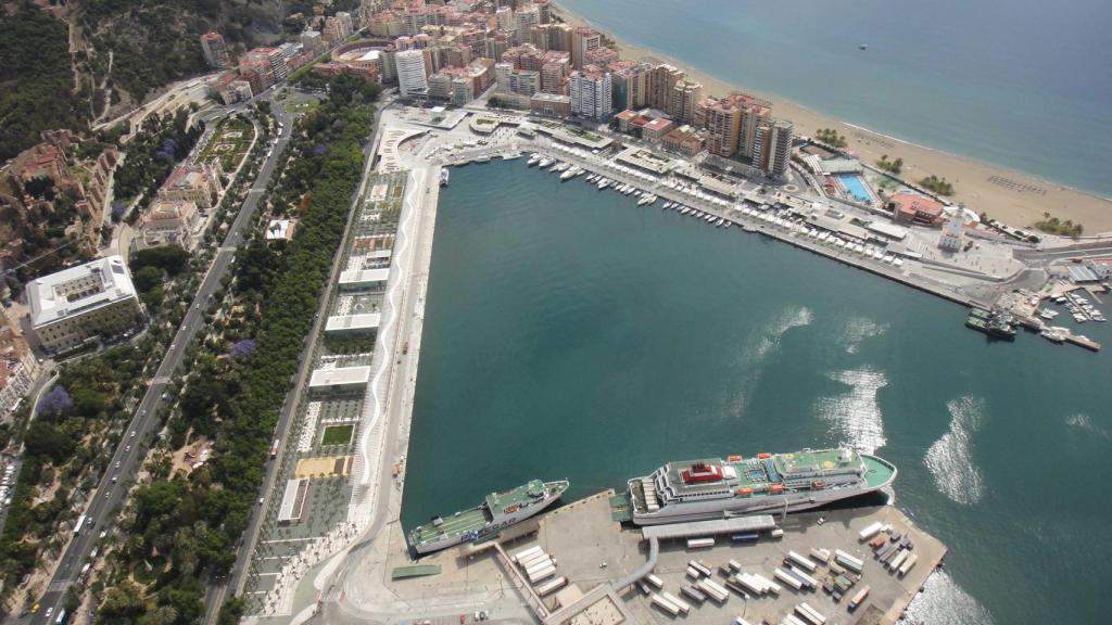 Vista del puerto de Málaga.