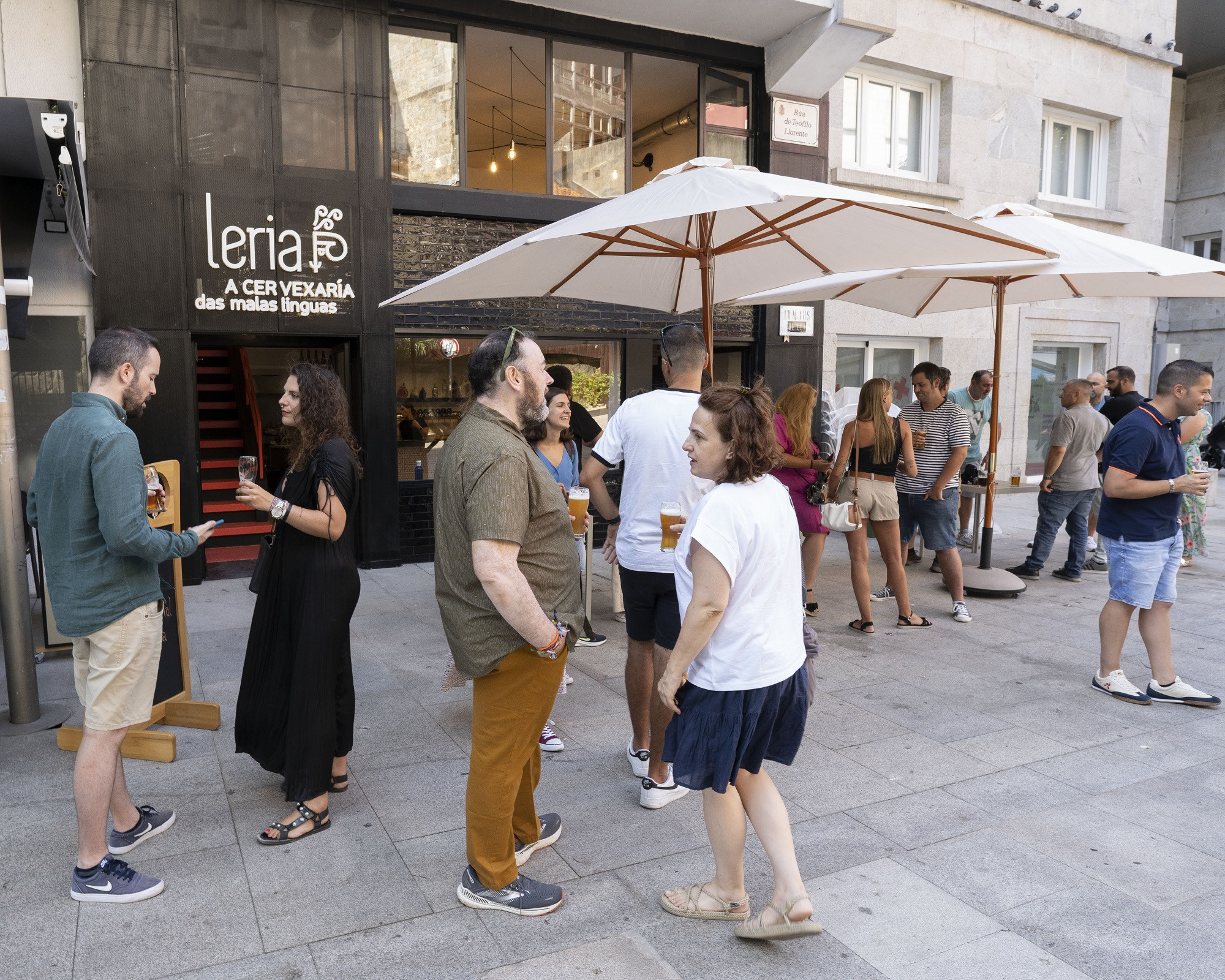 Inauguración del nuevo establecimiento vigués.