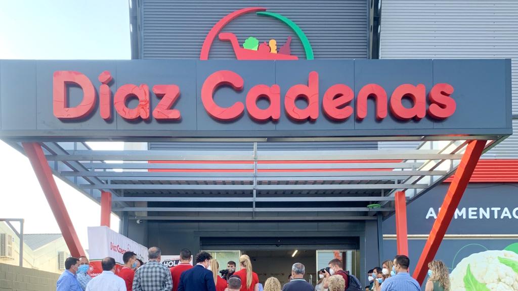 Supermercado Díaz Cadenas.