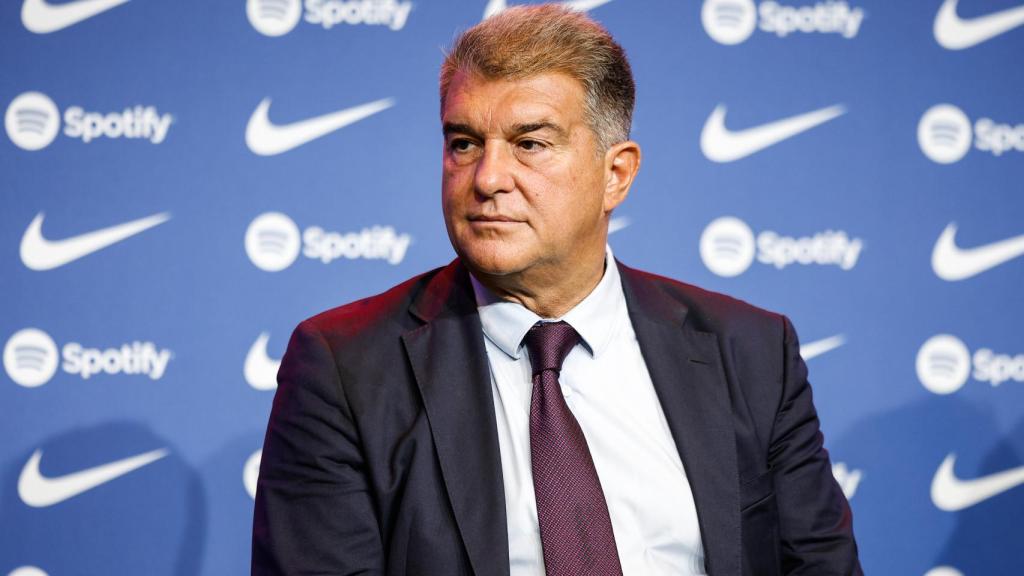 Joan Laporta durante la presentación de Robert Lewandowski.