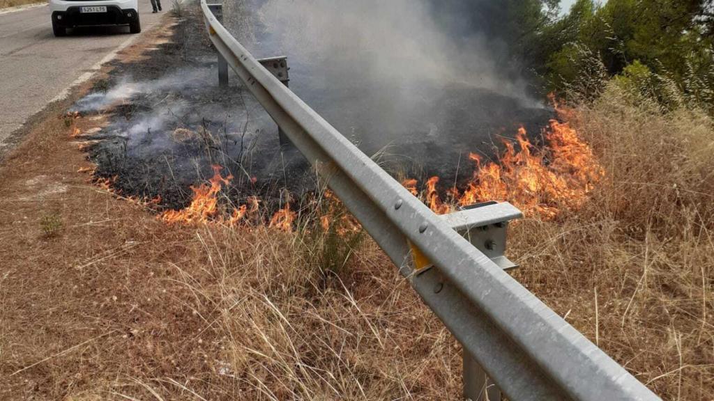 Declarado un incendio en el paraje Rebolo de Campillos (Málaga).