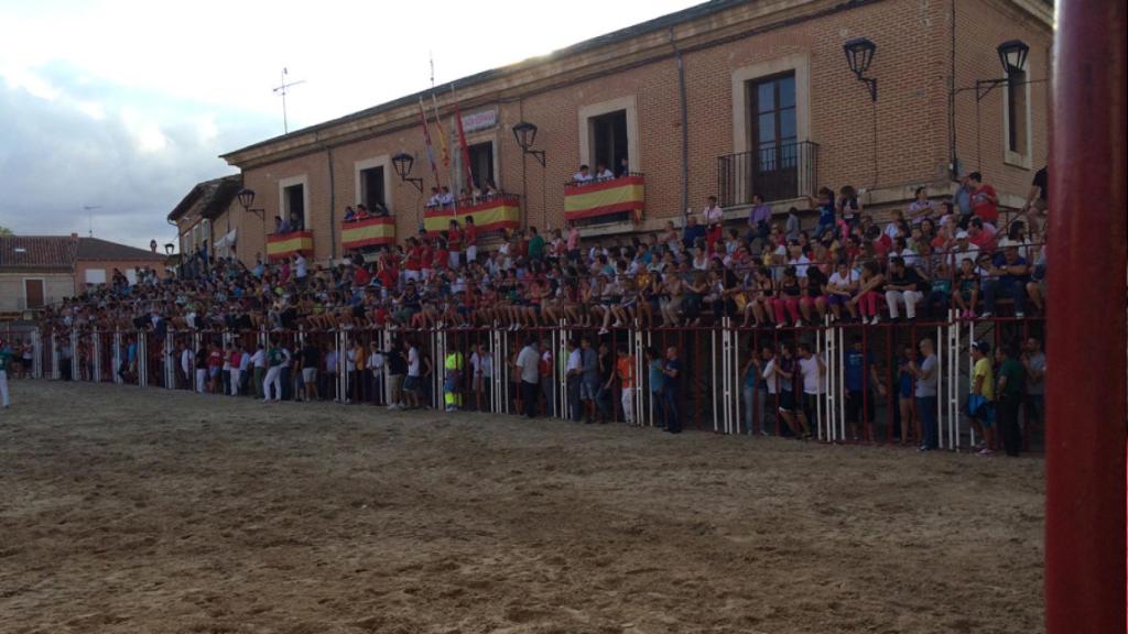 Público en las Fiestas de los Novillos de La Seca