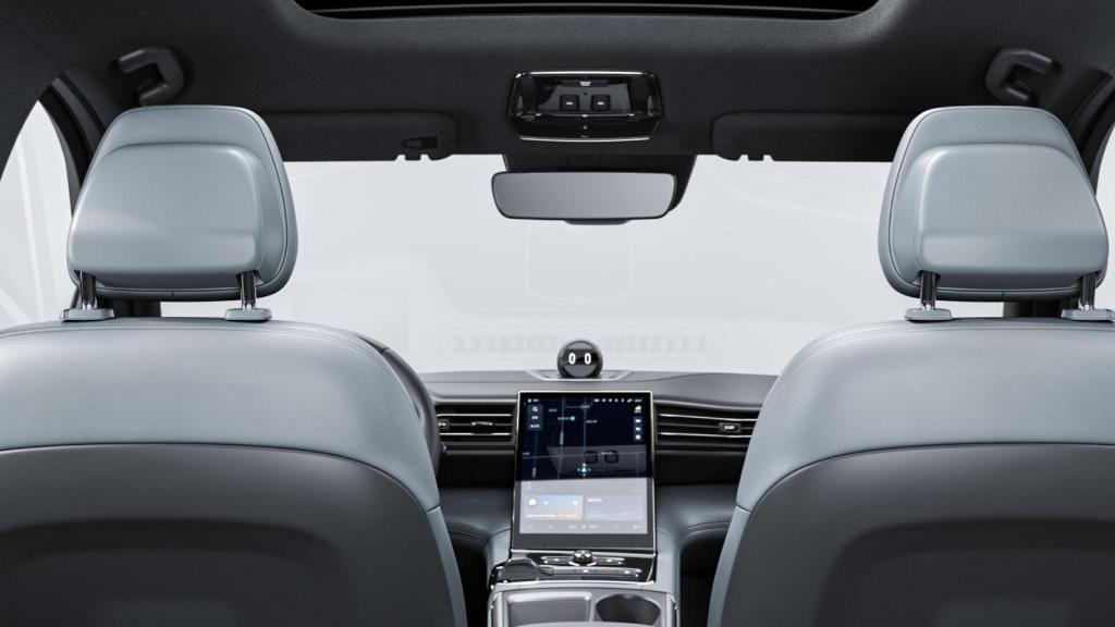 Coches modernos como este Nio tienen una gran pantalla como la de una tablet