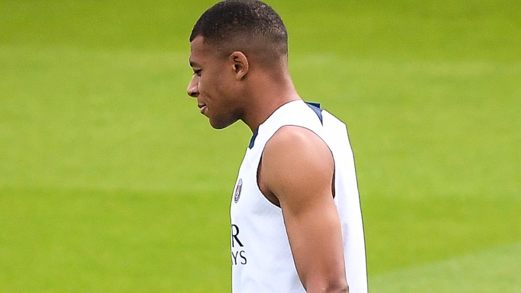 Kylian Mbappé, en un entrenamiento del PSG