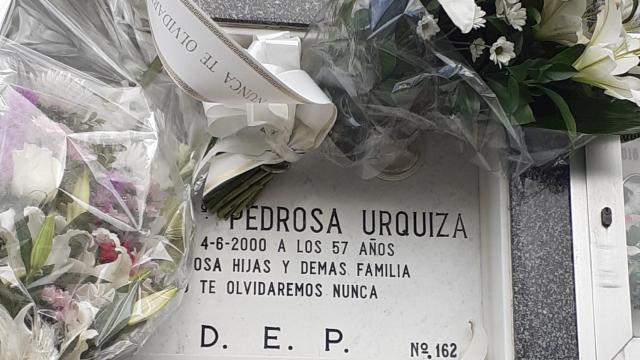 Lápida en la tumba de Jose