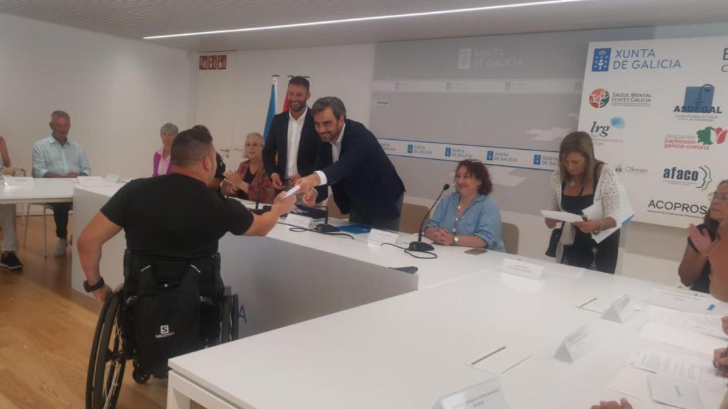 Trenor y Calvo en la entrega de llaves.