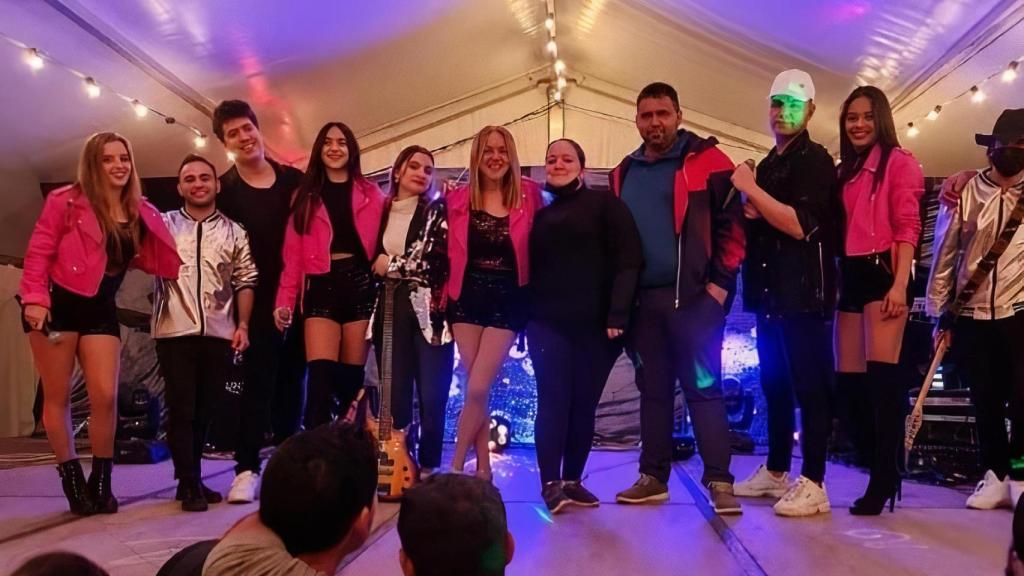 Los componentes de M-3 Show.