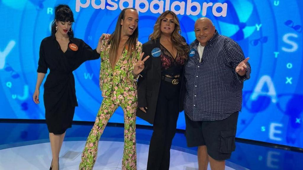 Sara Vega, Aless Gibaja, Jacqueline de la Vega y King África en 'Pasapalabra'