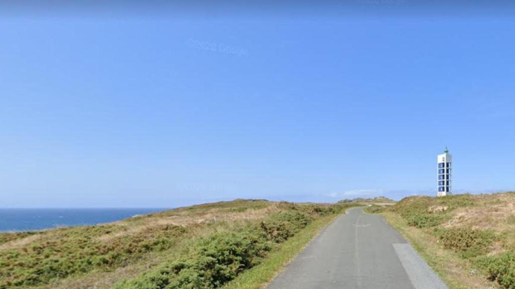 Faro de Punta Frouxeira en Meirás
