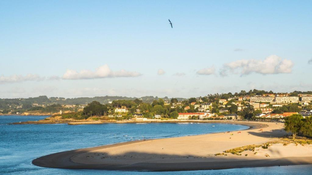 Playa Santa Cristina, Oleiros. Foto: Shutterstock