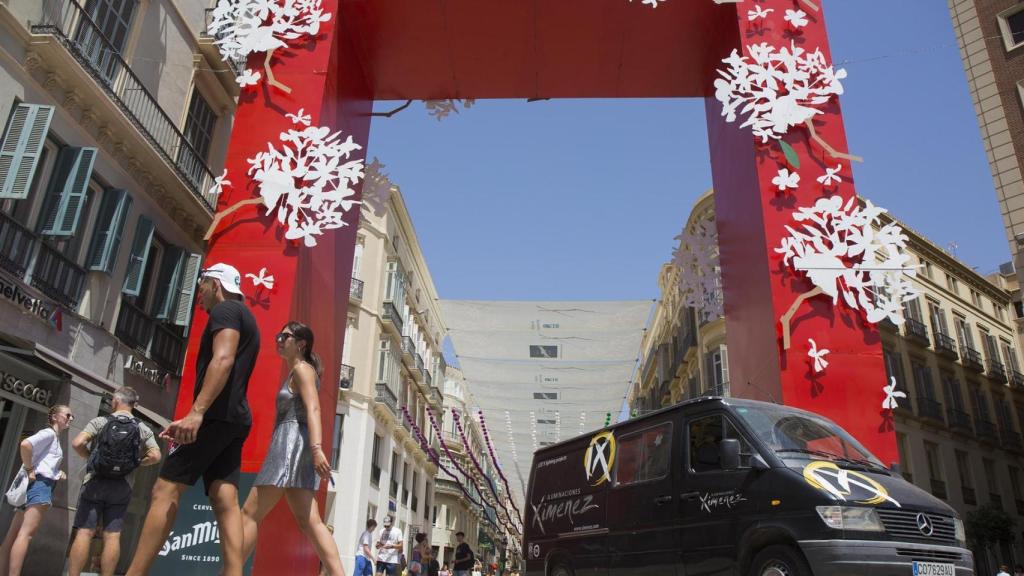 Preparativos para la Feria de Málaga.