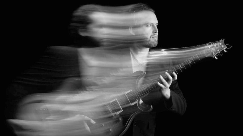 El artista de jazz Carlos Fischer