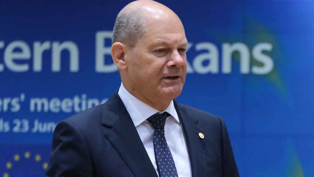 Olaf Scholz , canciller de Aleminia, y Ursula von Der Leyen, presidenta de la Comisión Europea.