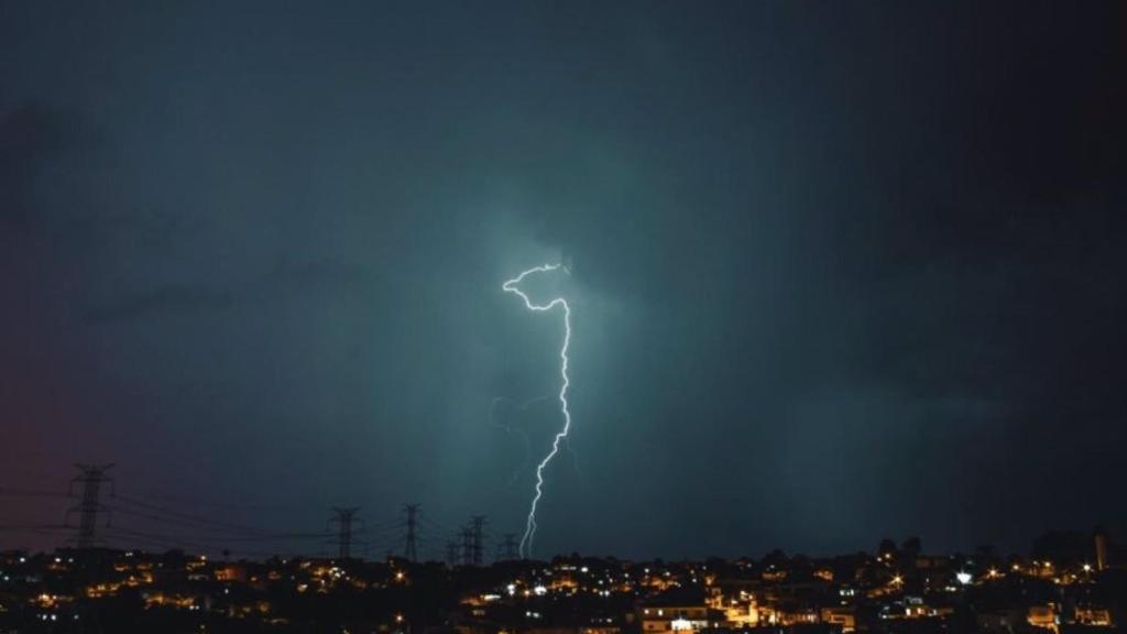 Riesgo por altas temperaturas y tormentas en Castilla y León