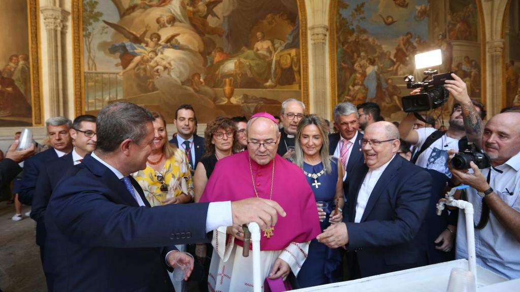 El presidente de Castilla-La Mancha, Emiliano García-Page, en los actos con motivo de la Virgen del Sagrario.
