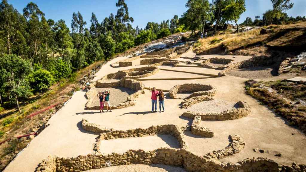 Excavaciones en Monte do Castro, Ribadumia.