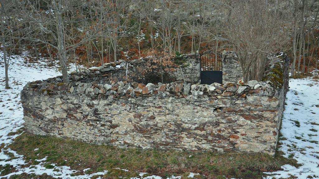 Sepulcro de Teresa en Bausén.