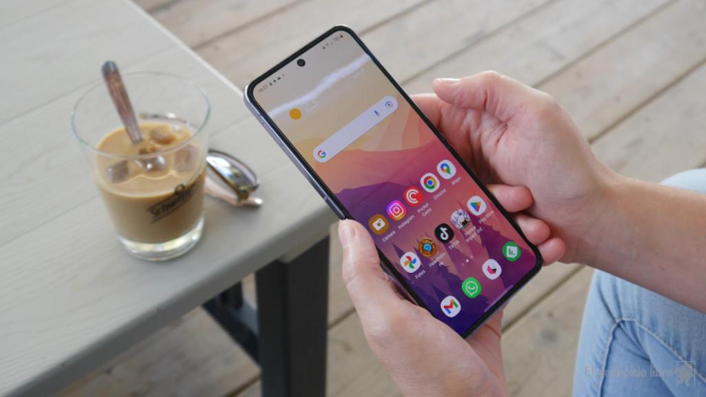 Samsung Galaxy Z Flip 4