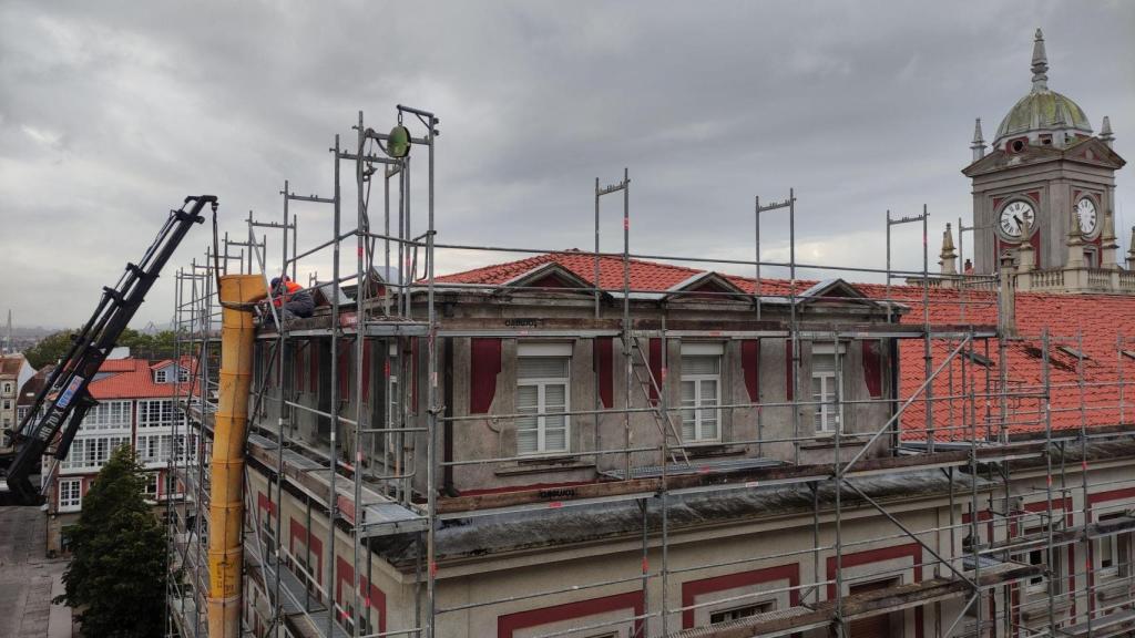 Trabajos comenzados esta mañana en la cubierta