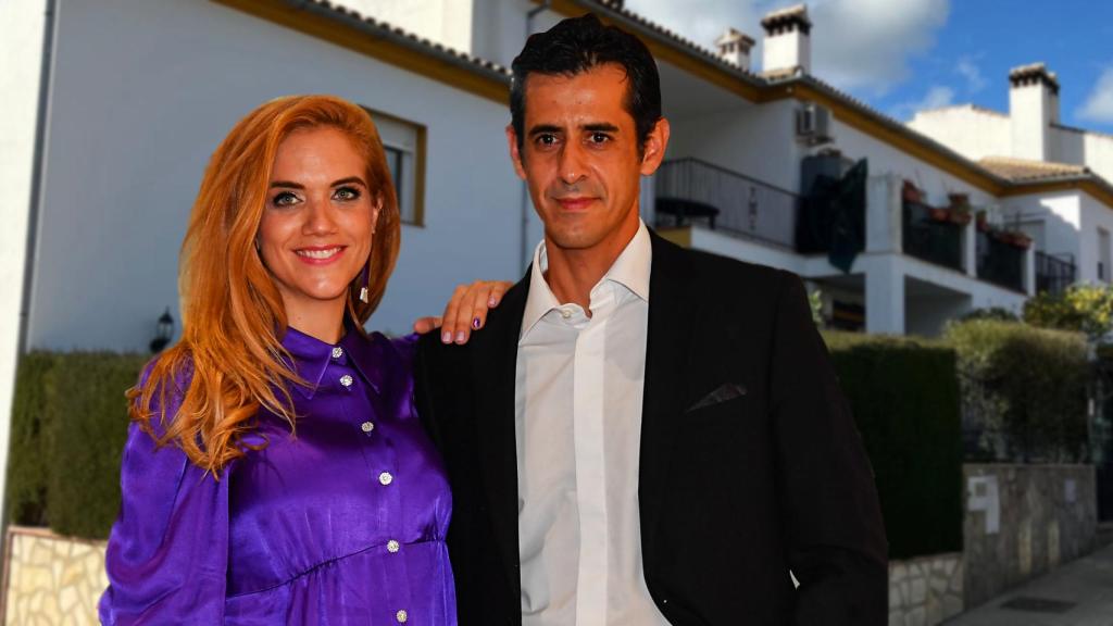 Beatriz Trapote y Víctor Janeiro en un fotomontaje de EL ESPAÑOL.