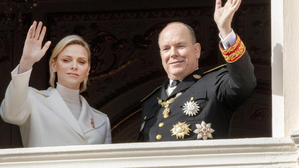 Alberto de Mónaco y su mujer, Charlène, en un evento público en noviembre de 2019.