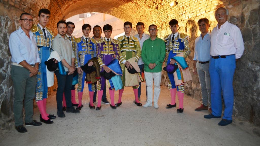 Fernando Muñoz con los finalistas