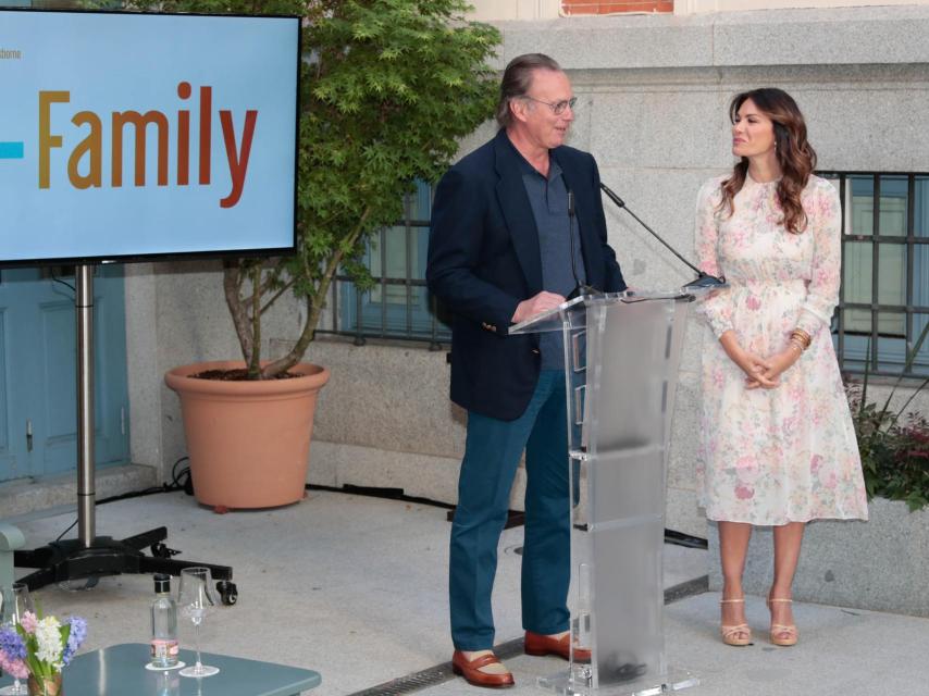 Bertín Osborne y Fabiola Martínez durante el acto organizado por la fundación del cantante, el pasado mes de mayo.