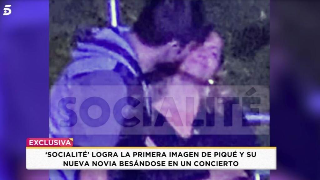 Gerard Piqué y Clara Chía Martí en el concierto de Dani Martín en Barcelona.