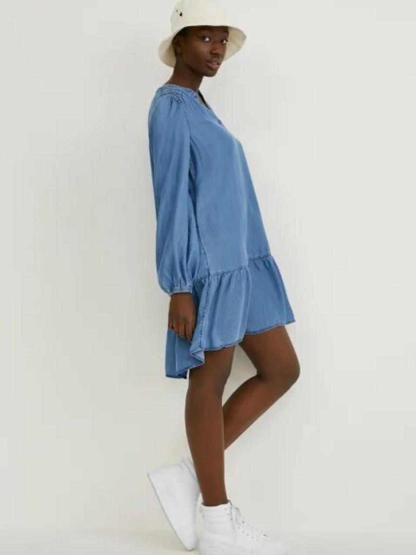 Vestido de línea evasé Tencel, de C&A.