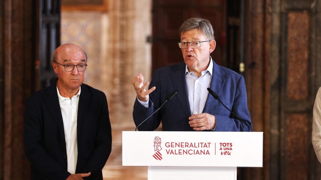 Toni Mayor, Hosbec, y el presidente de la Generalitat Ximo Puig, durante la presentación.
