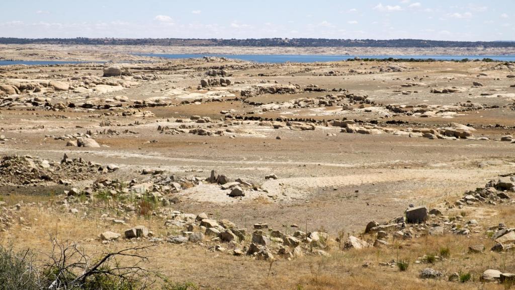 Imagen del Embalse de Almendra, en Salamanca, uno de los afectados por la fuerte sequía de este último mes.