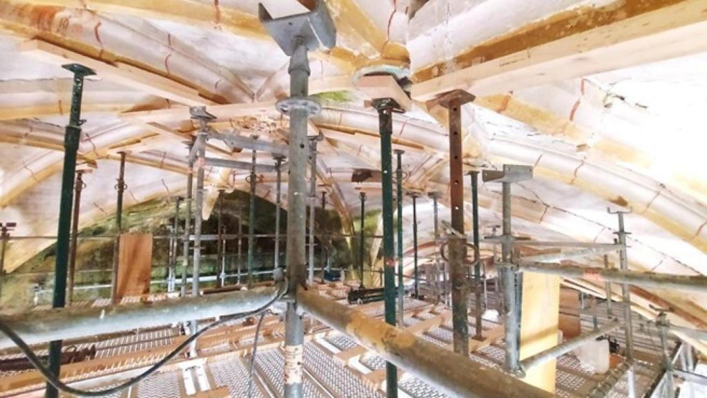 Tareas de restauración en la iglesia gótica de Fuenteodra