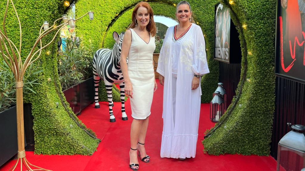 Gloria Lomana (izquierda) junto a Sandra García-Sanjuán (derecha) en Starlite.
