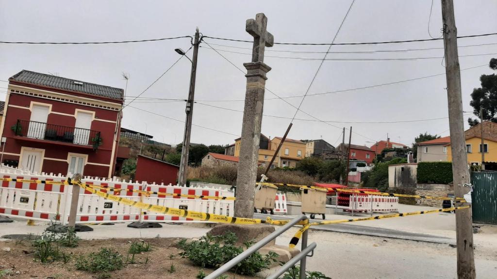 El Cruceiro de Carracedo, situado en San Vicenzo de Elviña.