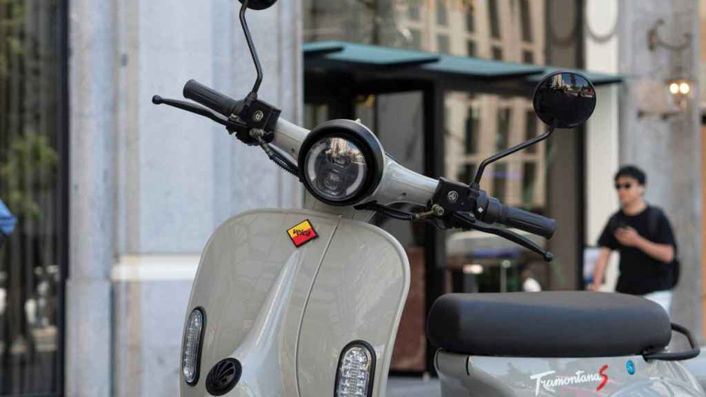 Moto eléctrica Velca Tramontana.