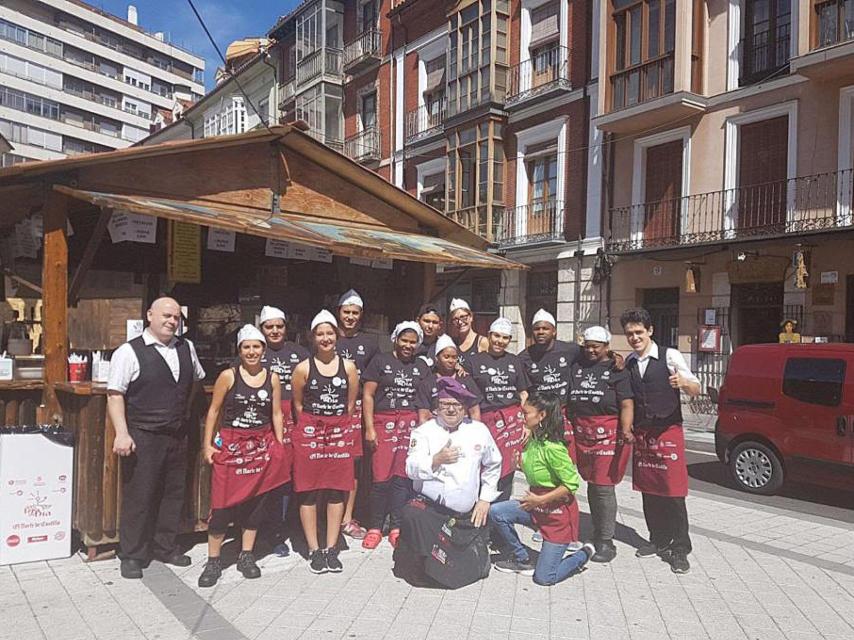 Todo el equipo del restaurante La Solana en una edición anterior de la Feria de Día