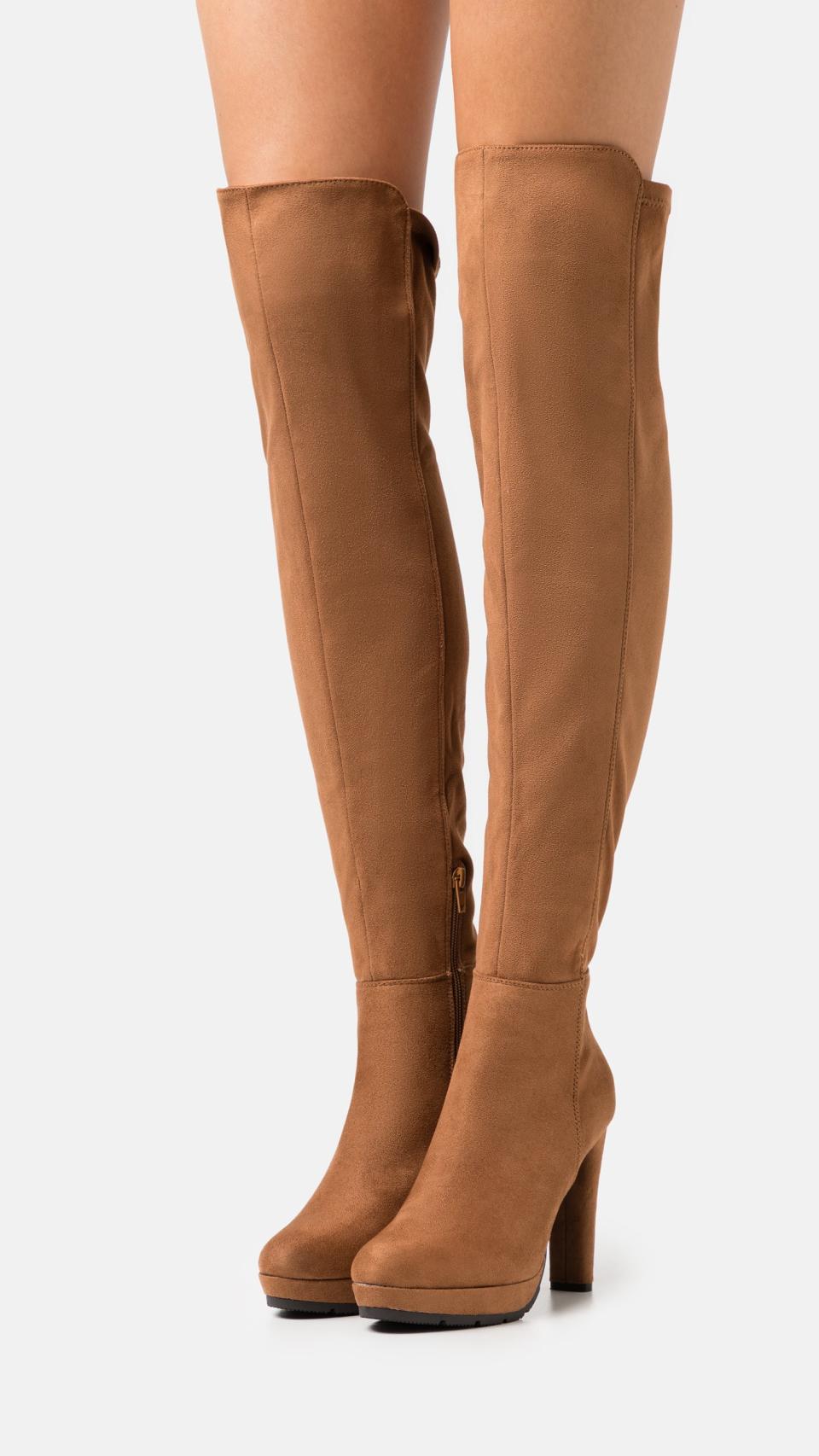 Botas mosqueteras, de Anna Field.